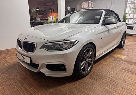 BMW 240 M240i xDrive*Harman Kardon*NavProf*Komfortzugang