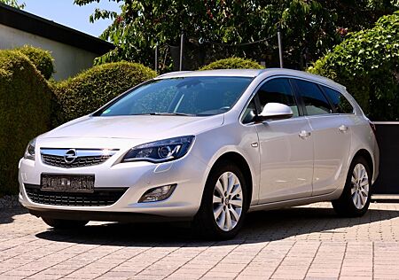 Opel Astra J Sports Tourer 1.6 Turbo Sport AHK 8-Fac