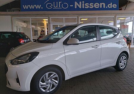 Hyundai i10 1,0 Select 5-Gang KAMERA NAVI NEBELS PDC