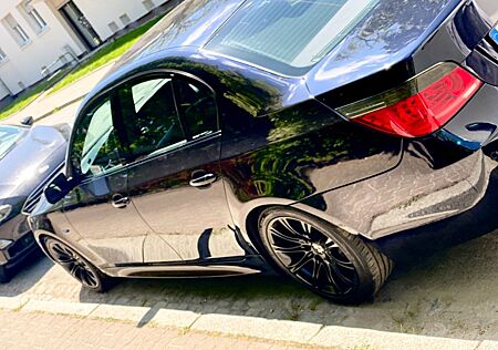 BMW 530i