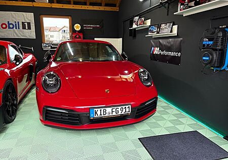 Porsche 992 911 Carrera Coupé