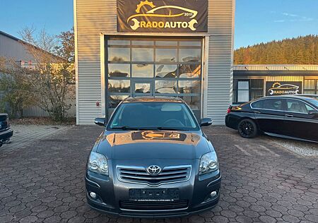 Toyota Avensis 2.0 D-4D Sol Lim.