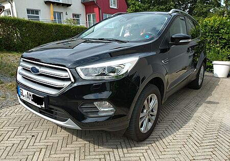 Ford Kuga 2,0 TDCi 4x4 110kW Titanium PowerShift ...
