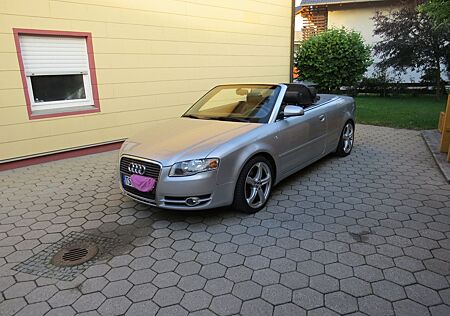 Audi A4 2.0 TFSI Cabriolet - AHK-Sehr gepflegt-