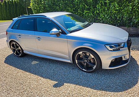 Audi RS3 2.5 TFSI S tronic quattro Sportback -