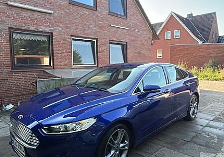 Ford Fusion Titanium 2.0 EcoBoost