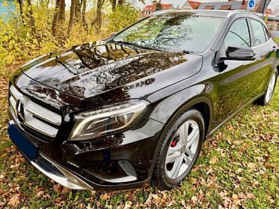 Mercedes-Benz GLA 200 d