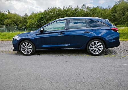 Hyundai i30 1.4 T-GDI YES! YES!