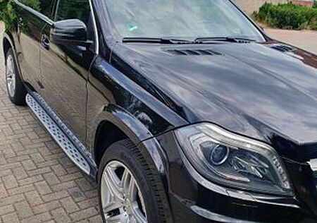 Mercedes-Benz GL 350 BlueTEC 4MATIC Voll Ausstattung AMG Paket