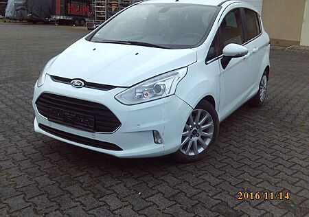 Ford B-Max 1,0 EcoBoost 92kW S/S Titanium