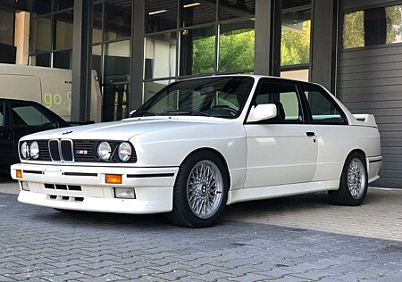 BMW M3 ° Erstlack ° 86TKM ° Deutsches Fahrzeug