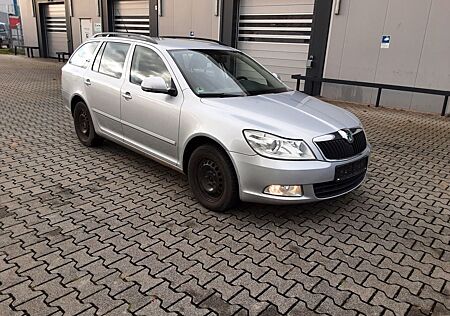 Skoda Octavia Combi Ambiente 1.6 TDI KLIMA PDC