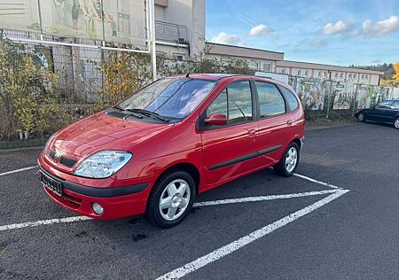 Renault Scenic Expression 2.0 16V. TÜV NEU. Automatik