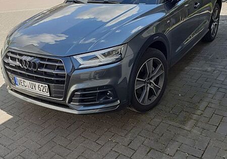 Audi Q5 2.0 TFSI S tronic quattro design S-line,
