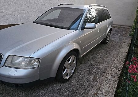 Audi A6 4.2 tiptronic quattro Avant -