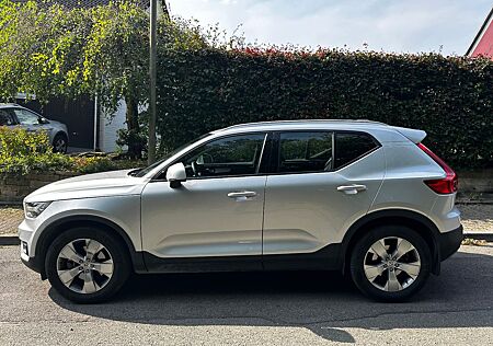 Volvo XC 40 XC40 D4 AWD Geartronic -AHK schwenkbar