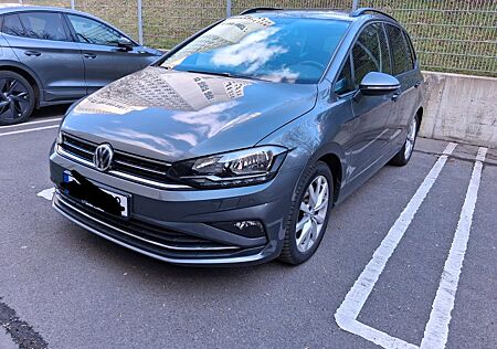 VW Golf Sportsvan Volkswagen 1.5 TSI ACT OPF 110kW DSG JOI...