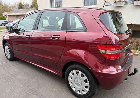 Mercedes-Benz B 150 BlueEFFICIENCY -