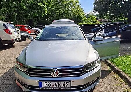 VW Passat Volkswagen 2.0 TDI DSG Comfortline