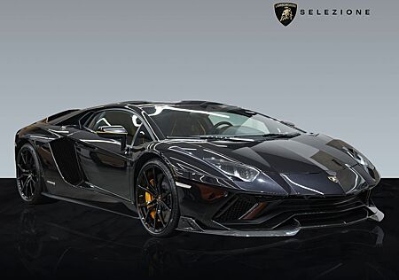 Lamborghini Aventador S | Carbon Interior | Alcantara