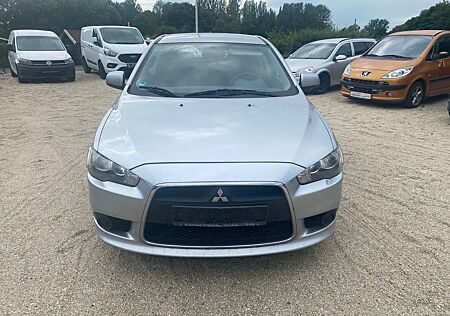 Mitsubishi Lancer 1.8 Instyle