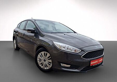 Ford Focus Lim 5-Trg+Navi+DAB+Klimaautom+PDC+Tempomat