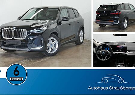 BMW iX1 30 xDrive AHK ACC PANO 360° HUD H/K Memory