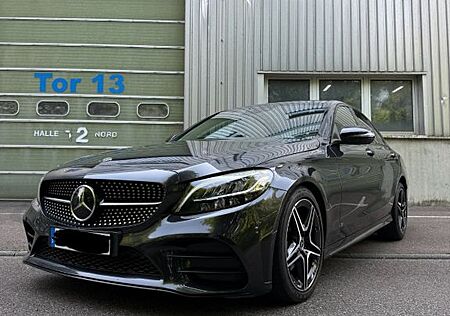 Mercedes-Benz C 220 d AMG Line | High-End | Graphitgrau