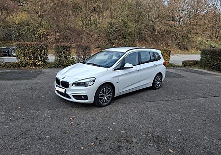 BMW 2er 220 Gran Tourer 220d xDrive Steptronic M Spo...
