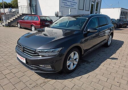 VW Passat Variant Volkswagen Business Digital/Navi/Pano/Kamera