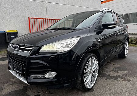 Ford Kuga Individual Panorama Xenon Kamara 4x4 Autom.