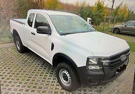 Ford Ranger XL 4x4 Extrakabine 4 Sitzer