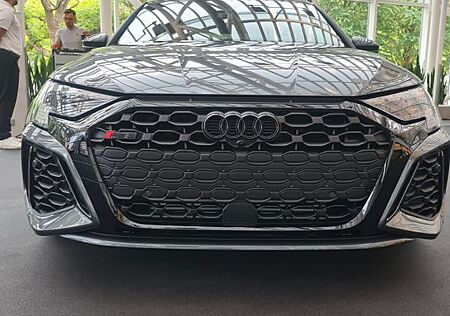 Audi RS3 2.5 TFSI S tronic quattro -