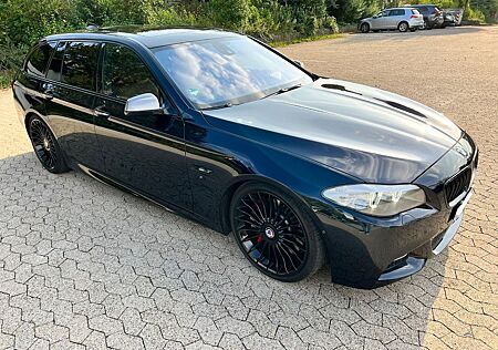 BMW M550d xDrive Touring / Motor NEU /