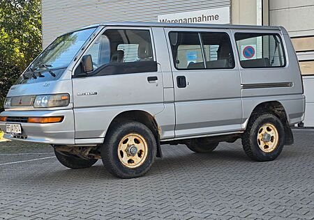 Mitsubishi L300 / Allrad / 56tkm / Erstzbesitz