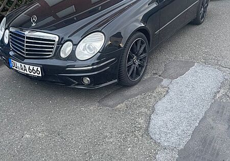 Mercedes-Benz E 320 CDI T AVANTGARDE Sport Paket AMG Vollaus