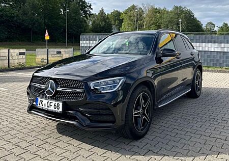 Mercedes-Benz GLC 300 GLC 300d 4Matic*AMG*LED*PANO*BURMESTER*NAVI