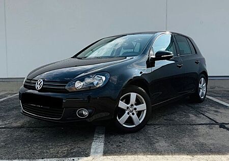 VW Golf Volkswagen VI Style 1.HAND*SHZ*AHK*PDC*MFL*TÜV