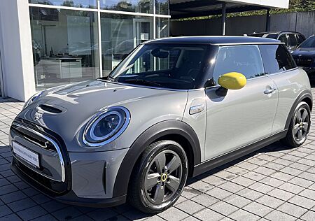 Mini Cooper SE Hatch DAB LED RFK Navi Tempomat Shz