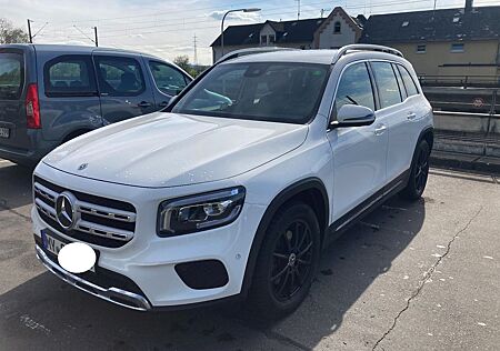 Mercedes-Benz GLB 220 d 4MATIC - AHK*DIST*LED*MBUX*SRneu*eHeck