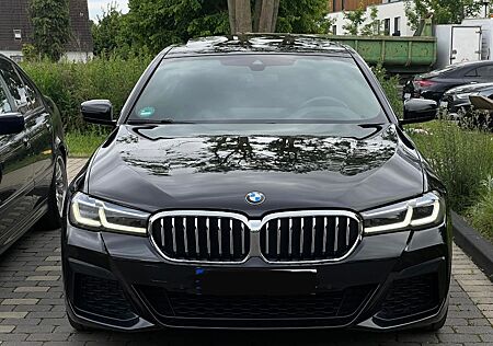BMW 540d xDrive - M-Sport,Laser, Pano, Garantie