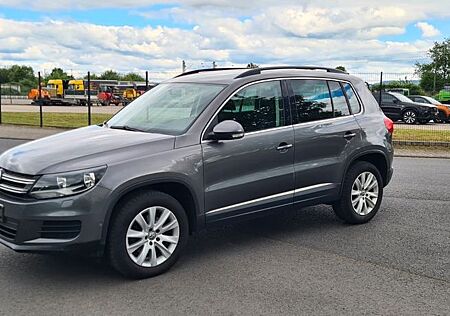 VW Tiguan Volkswagen Trend & Fun 4Motion/Navi/Klimaautomatik