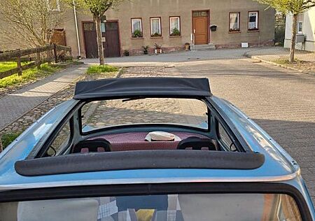 Trabant 601 >SonnenDach< !! >TÜV 04/27 <