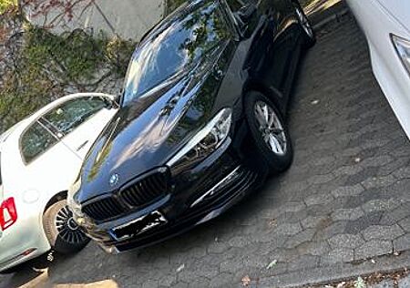 BMW 530i xDrive Touring A -