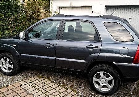 Kia Sportage 2.0 CVVT 2WD Attract /AHK