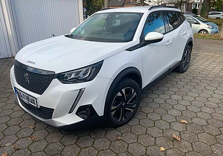 Peugeot 2008 gebraucht kaufen Peugeot 2008 BlueHDi 110 Allure Allure