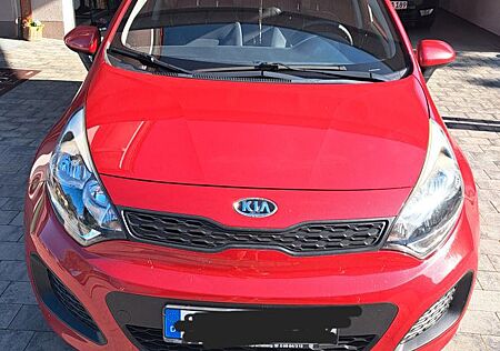 Kia Rio 1.4 Spirit TÜV bis 02/2027