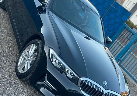 BMW 320 Baureihe 3 Lim. d Luxury Line