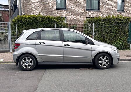 Mercedes-Benz B 150 - Automatik TÜV neu
