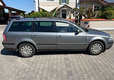 VW Passat Variant Volkswagen Family Klimaautomatik SHZ